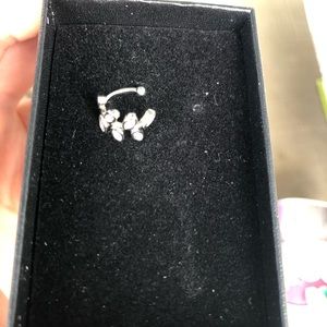 Leaf ear cuff (newborn feathers)